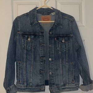Women’s Levi’s Jean Jacket NEVER WORN